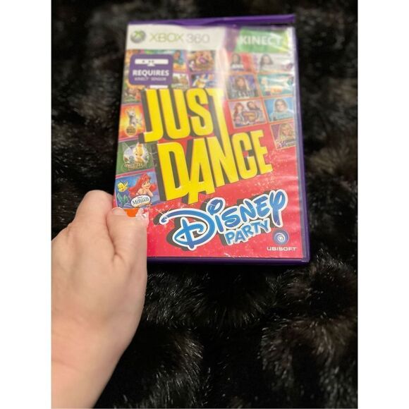 Just Dance: Disney Party XBOX 360 - Picture 1 of 2